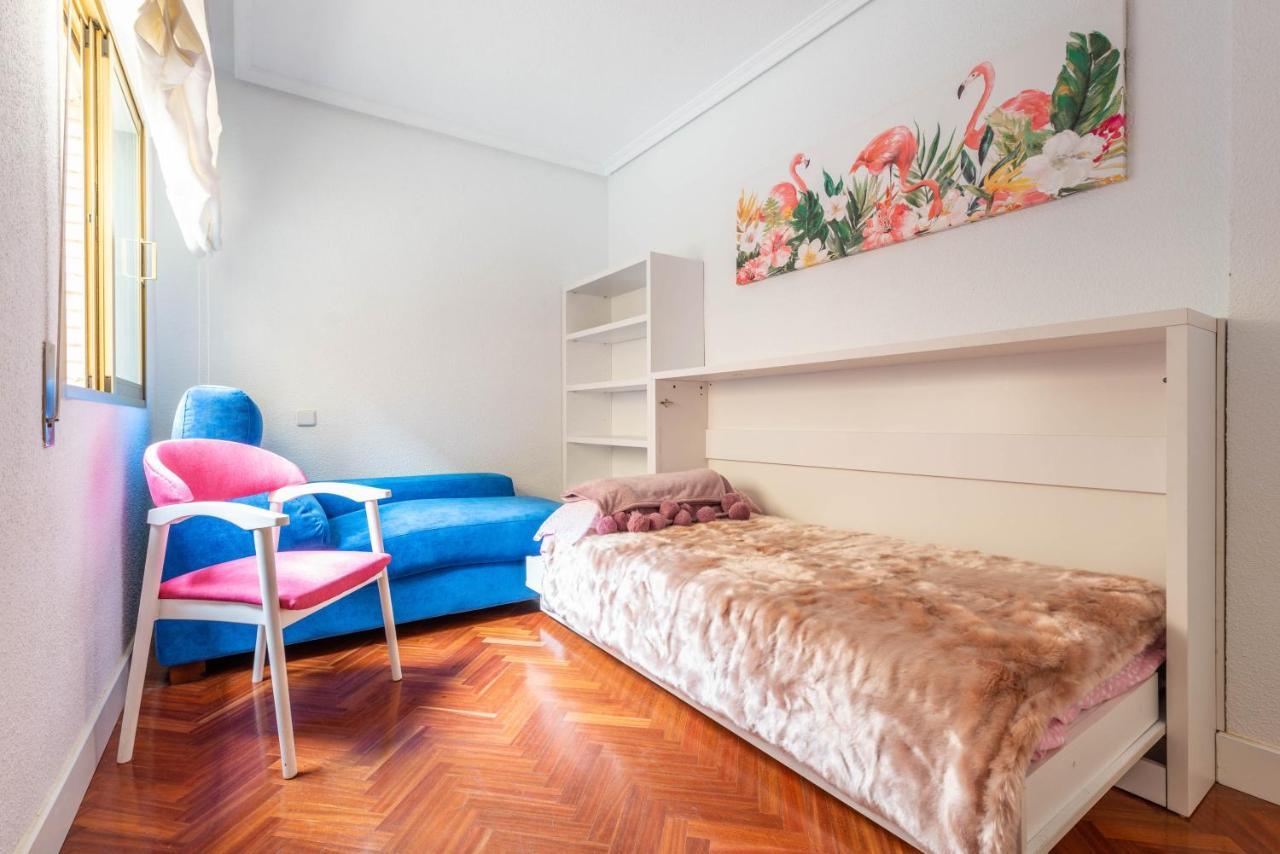 Bonita Habitacion Con Balcon Villaviciosa de Odón Kültér fotó