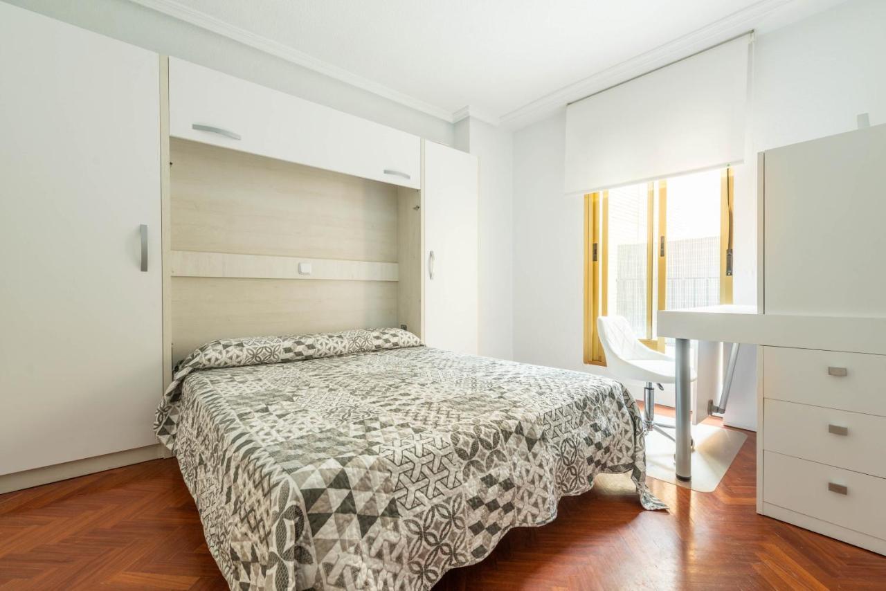 Bonita Habitacion Con Balcon Villaviciosa de Odón Kültér fotó
