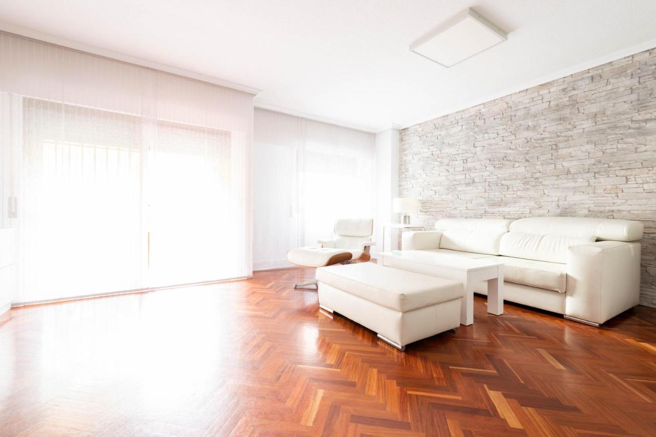 Bonita Habitacion Con Balcon Villaviciosa de Odón Kültér fotó