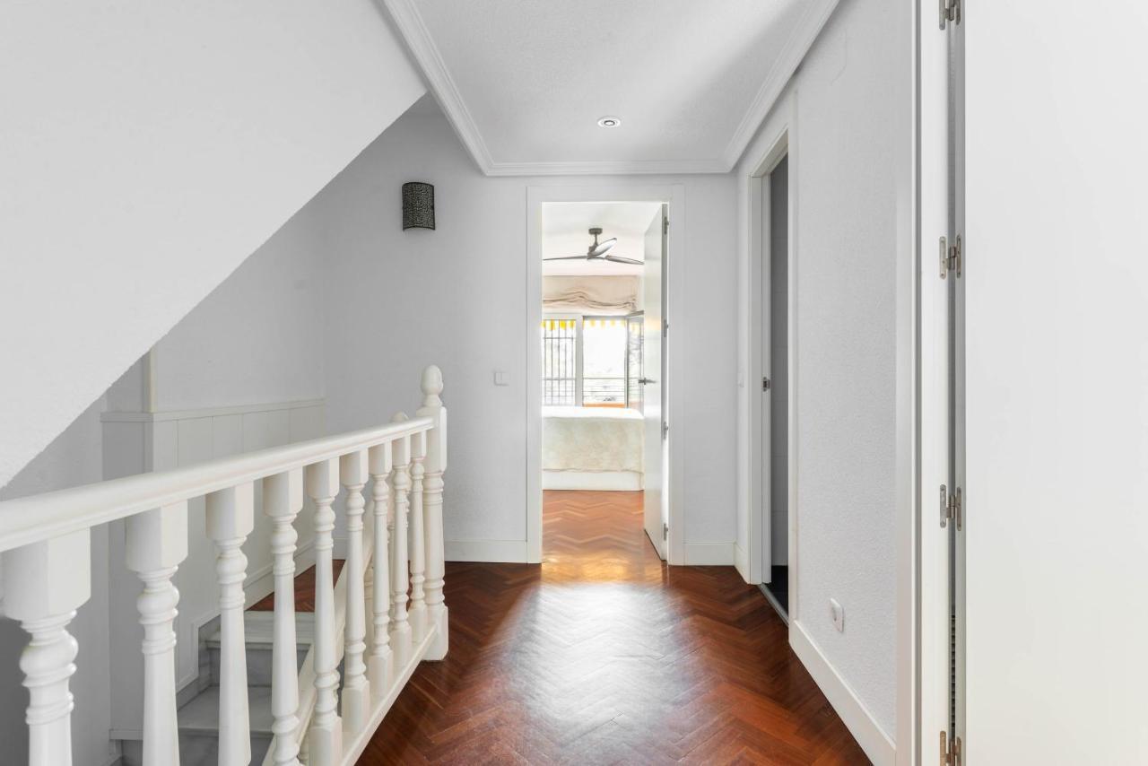 Bonita Habitacion Con Balcon Villaviciosa de Odón Kültér fotó