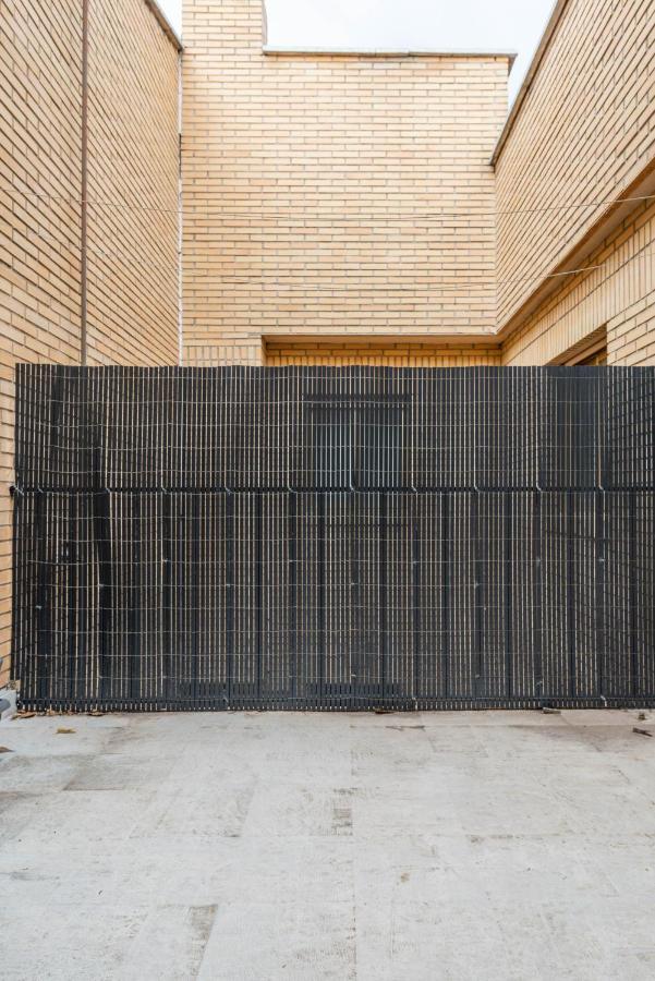 Bonita Habitacion Con Balcon Villaviciosa de Odón Kültér fotó