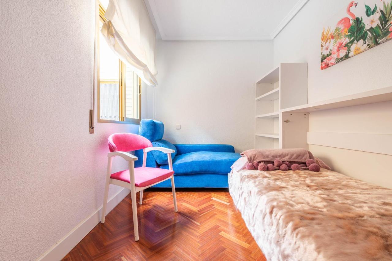 Bonita Habitacion Con Balcon Villaviciosa de Odón Kültér fotó